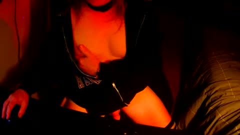 Snapshot of sissyred2314 chatting on September 8, 3:33 pm red online show from September 8, 3:33 pm