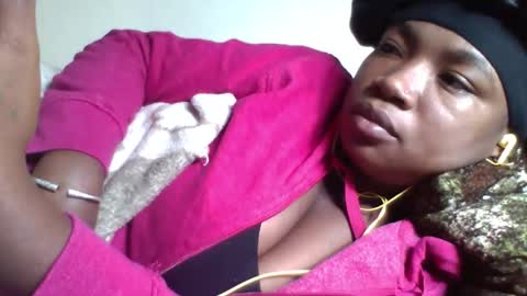 sisyh697532 online show from May 22, 8:36 pm