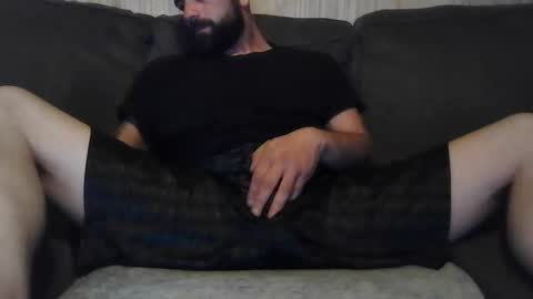 Snapshot of sit0nnmyface69 chatting on December 22, 4:31 am sit0nnmyface69 online show from December 22, 4:31 am