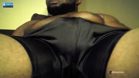 Snapshot of sizedpiper chatting on February 22, 3:32 pm Pvt is open. Drop thumbs up in satisfaction online show from February 22, 3:32 pm