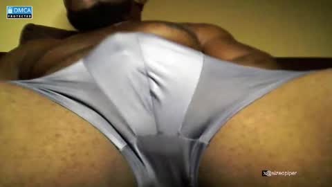 Snapshot of sizedpiper chatting on March 1, 9:00 am Pvt is open. Drop thumbs up in satisfaction online show from March 1, 9:00 am