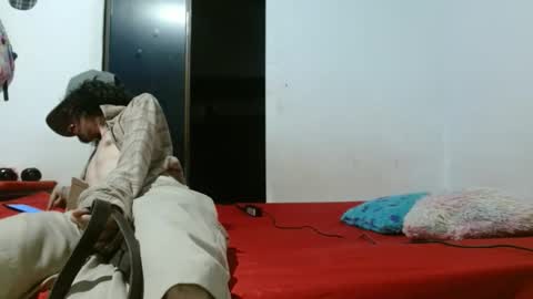 Snapshot of sk8sir chatting on May 27, 12:18 am sk8sir online show from May 27, 12:18 am