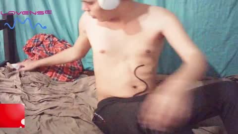 skady_coronado online show from May 28, 5:10 pm