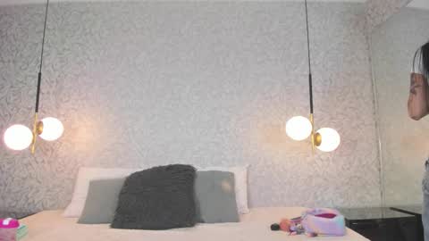 SKAILYN ANGELS online show from February 10, 6:06 am