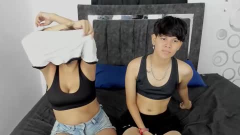 Skarleth and Lina online show from October 22, 12:27 pm