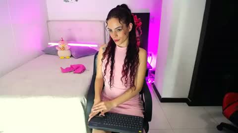 Scarlet online show from July 9, 12:15 am