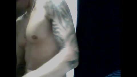 Snapshot of skater19xxx chatting on January 5, 6:02 am miguel online show from January 5, 6:02 am