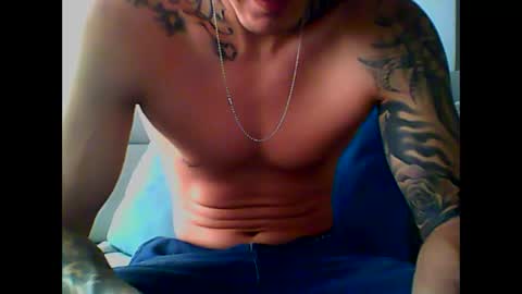 Snapshot of skater19xxx chatting on March 10, 2:37 pm miguel online show from March 10, 2:37 pm