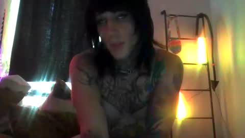 Snapshot of skddytoaster74 chatting on August 5, 3:26 pm skddytoaster74 online show from August 5, 3:26 pm