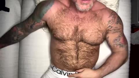 Snapshot of skimaskedbeef chatting on February 16, 7:05 pm BEEF online show from February 16, 7:05 pm