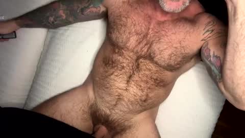 Snapshot of skimaskedbeef chatting on February 26, 6:00 pm BEEF online show from February 26, 6:00 pm