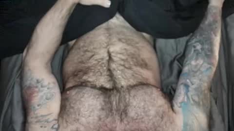 Snapshot of skimaskedbeef chatting on March 17, 10:07 am BEEF online show from March 17, 10:07 am