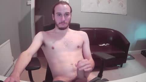 Snapshot of sking4445 chatting on March 12, 7:38 pm Sking4445 online show from March 12, 7:38 pm