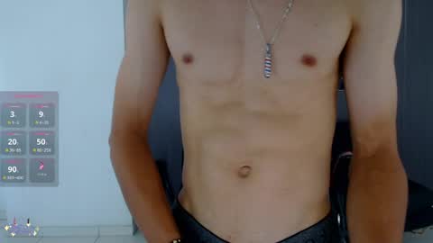 Snapshot of skinny_bigcock20 chatting on May 15, 10:06 pm skinny_bigcock20 online show from May 15, 10:06 pm