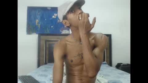 Snapshot of skinny_long_cock chatting on February 12, 5:13 am Albert online show from February 12, 5:13 am