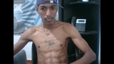 Snapshot of skinny_long_cock chatting on April 15, 4:19 am Albert online show from April 15, 4:19 am