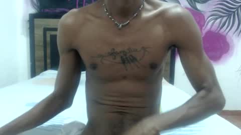 Snapshot of skinny_long_cock chatting on April 25, 7:11 pm Albert online show from April 25, 7:11 pm