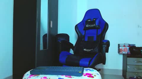 skinny marked online show from February 6, 2:26 pm