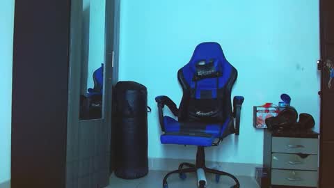 skinny marked online show from February 8, 8:21 pm