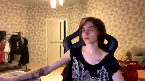 Snapshot of skinnyfitboi chatting on April 30, 11:20 pm skinnyfitboi online show from April 30, 11:20 pm