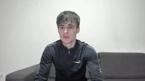 Snapshot of skinnyguywithbigd chatting on January 15, 11:51 pm skinnyguywithbigd online show from January 15, 11:51 pm