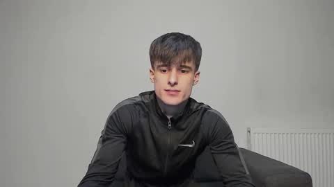 Snapshot of skinnyguywithbigd chatting on September 10, 10:48 am skinnyguywithbigd online show from September 10, 10:48 am