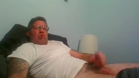 skinnymeat858205 online show from December 16, 4:17 am