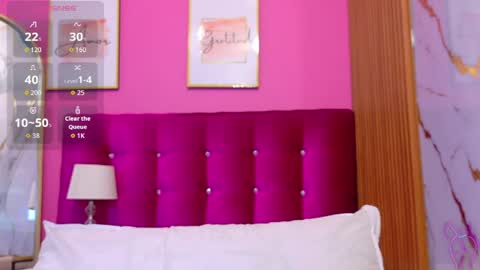 Karla  online show from April 11, 7:45 am