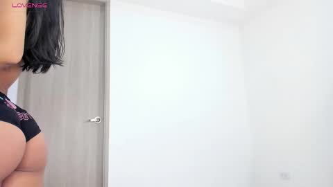 Skinnyy   online show from March 19, 12:42 pm