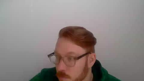 Snapshot of sklave_s chatting on April 24, 4:31 pm sklave_s online show from April 24, 4:31 pm