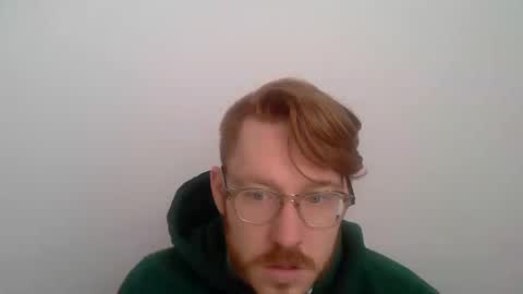 Snapshot of sklave_s chatting on April 25, 8:17 am sklave_s online show from April 25, 8:17 am