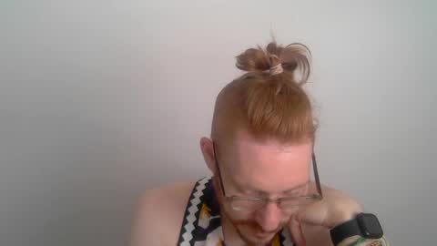 Snapshot of sklave_s chatting on June 20, 11:13 am sklave_s online show from June 20, 11:13 am