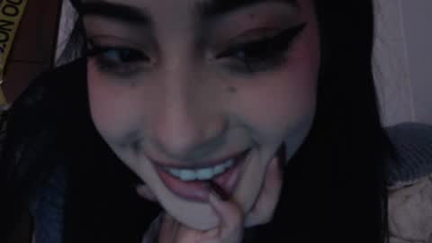 Snapshot of sky829066 chatting on July 19, 7:23 am sky online show from July 19, 7:23 am