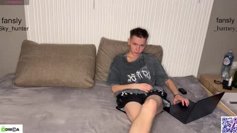 sky_hunter online show from November 13, 7:57 pm