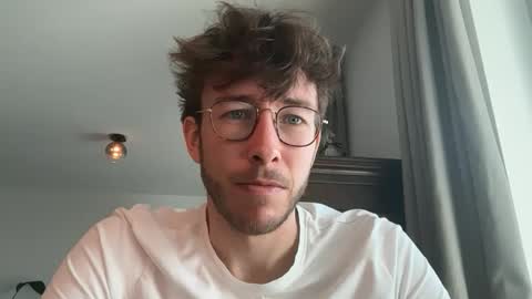 skyisthelimit1995 online show from February 8, 10:40 am