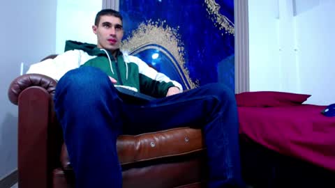 Skyler online show from April 14, 8:59 pm