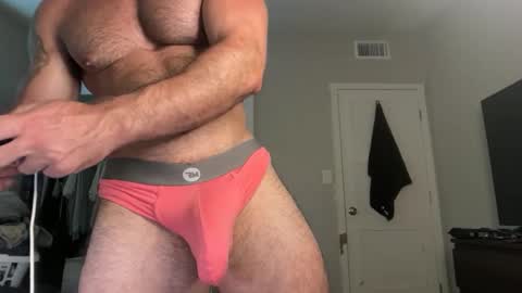 Skyler Flexes online show from June 12, 1:26 am