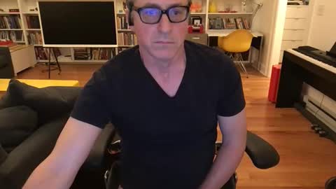 Snapshot of skyline3371 chatting on February 9, 7:56 am Skyline3371 online show from February 9, 7:56 am