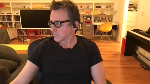 Snapshot of skyline3371 chatting on February 19, 3:13 am Skyline3371 online show from February 19, 3:13 am