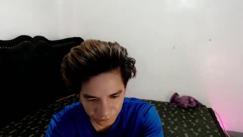 skyler online show from April 11, 5:12 am