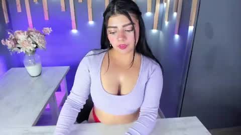 skymoon__ online show from July 9, 1:04 pm