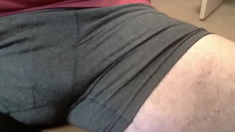 Snapshot of skypylot chatting on December 13, 2:05 pm ResqPylot2 online show from December 13, 2:05 pm