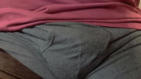 Snapshot of skypylot chatting on December 13, 6:38 pm ResqPylot2 online show from December 13, 6:38 pm