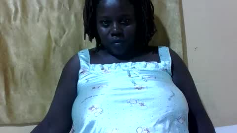 Snapshot of skyra1 chatting on December 5, 6:54 am skyra1 online show from December 5, 6:54 am