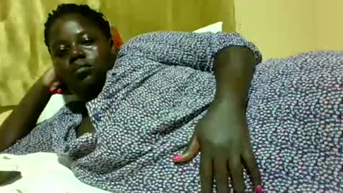 Snapshot of skyra1 chatting on January 19, 9:11 am skyra1 online show from January 19, 9:11 am