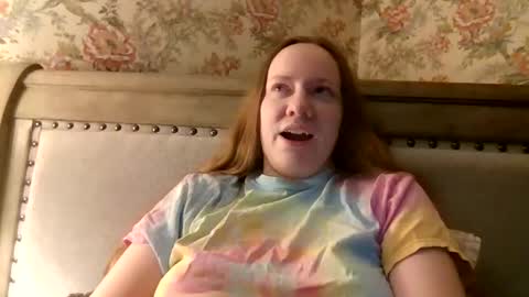 Snapshot of skywinters chatting on February 15, 10:58 am Sky Winters online show from February 15, 10:58 am