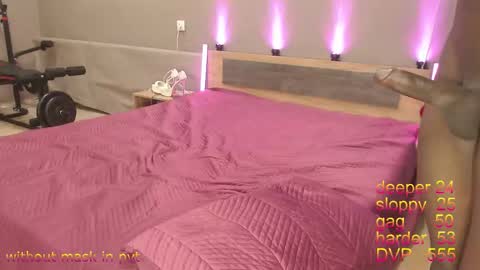 Snapshot of sladkoesolnishko chatting on February 27, 8:47 am Anastasiahubby Alexdark skin and his friend MaxJoin fan club to get all media free online show from February 27, 8:47 am