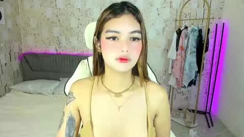 Snapshot of slaughtyalexxx chatting on January 1, 9:52 pm Alexandria my love online show from January 1, 9:52 pm