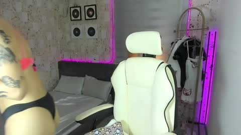 Snapshot of slaughtyalexxx chatting on February 8, 7:04 am Alexandria my love online show from February 8, 7:04 am