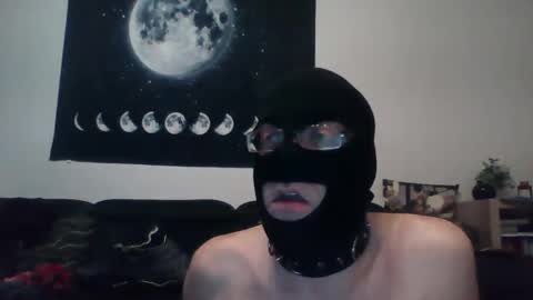Snapshot of slaveforgodess chatting on October 22, 8:30 pm slaveforgodess online show from October 22, 8:30 pm